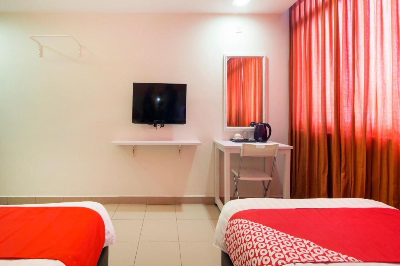 Oyo 761 City Hotel Куала-Лумпур Екстер'єр фото