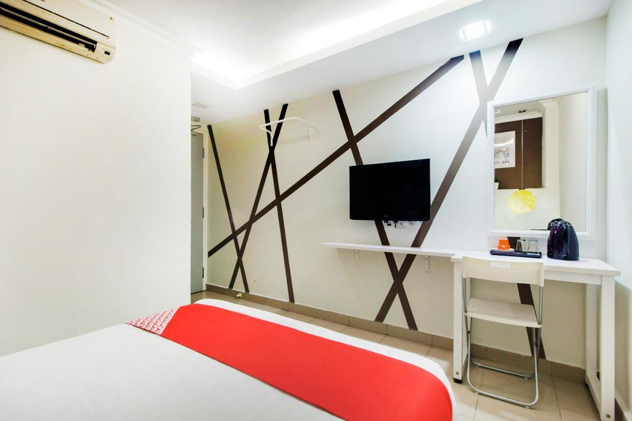 Oyo 761 City Hotel Куала-Лумпур Екстер'єр фото