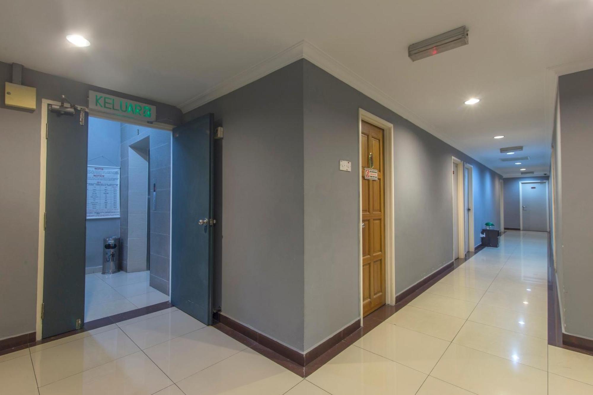 Oyo 761 City Hotel Куала-Лумпур Екстер'єр фото